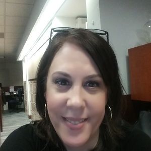 Meet your Posher, Alisa